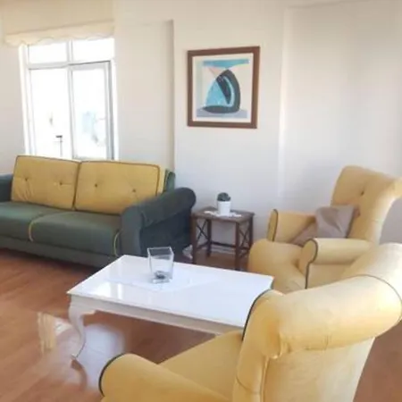 아파트 Beautiful Large Apartment Close To Famous Konyaalti Beach *